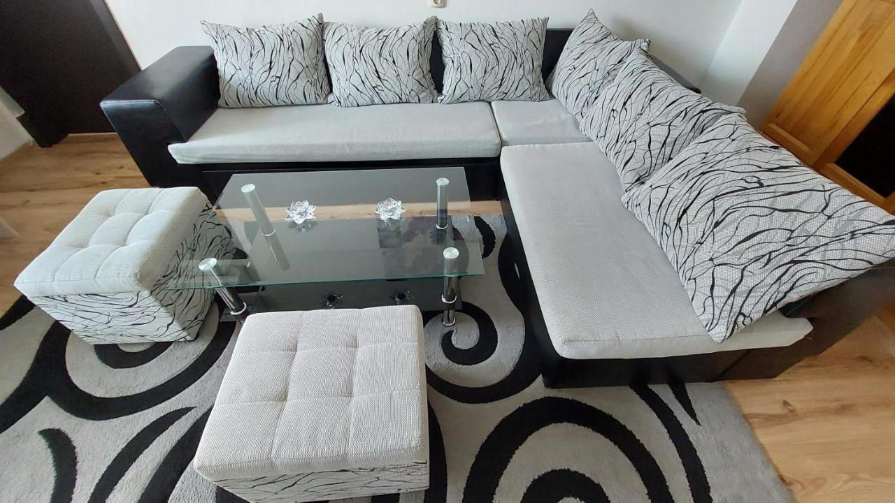 3 Rooms Apartment, Top Center, 1St Floor, Aubg, Free Parking, Pc I5 Ssd, 3 Led Tvs 200 Channels, Wifi, Terrace, Easy-Late Check-In, Stay Before Greece Blagoewgrad Exterior foto